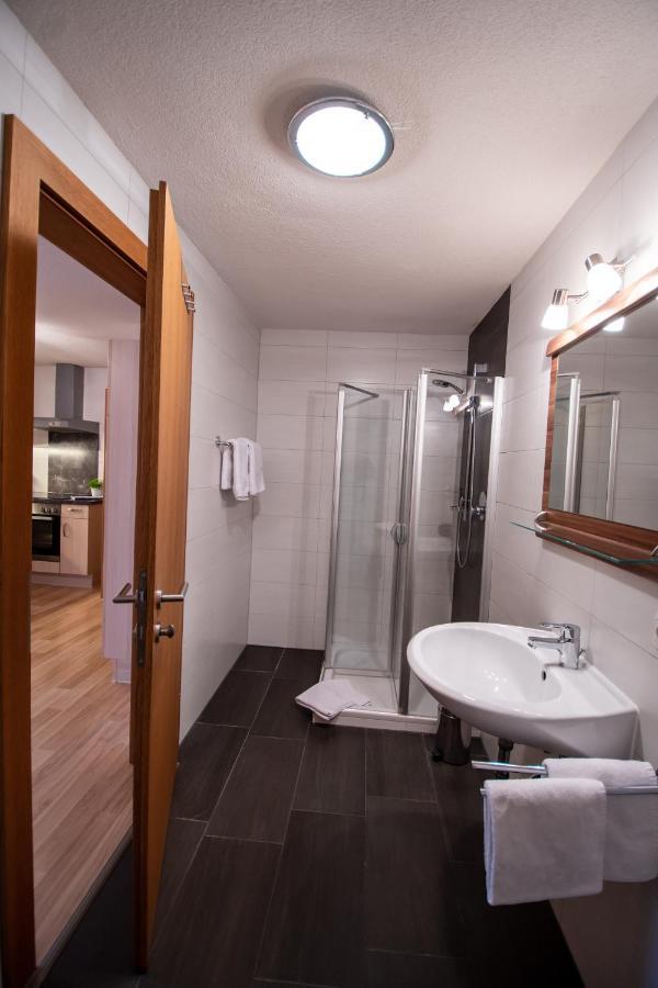 Haus Raggl Daire Landeck Dış mekan fotoğraf