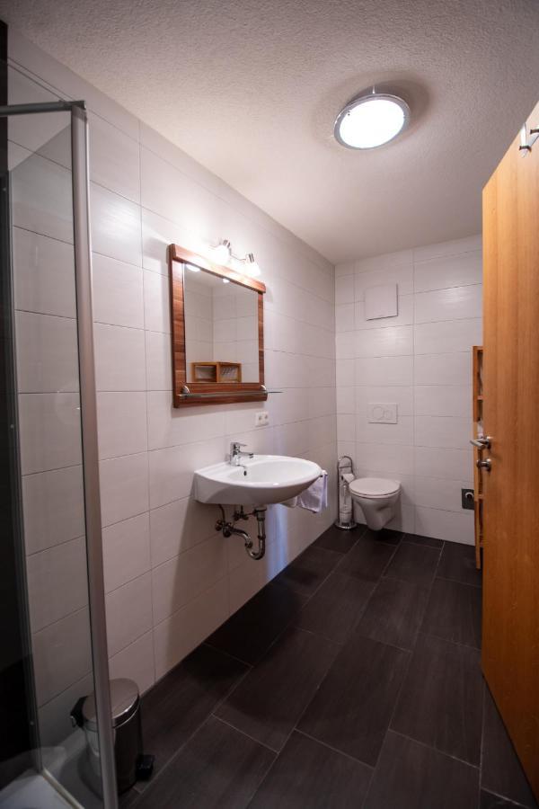 Haus Raggl Daire Landeck Dış mekan fotoğraf