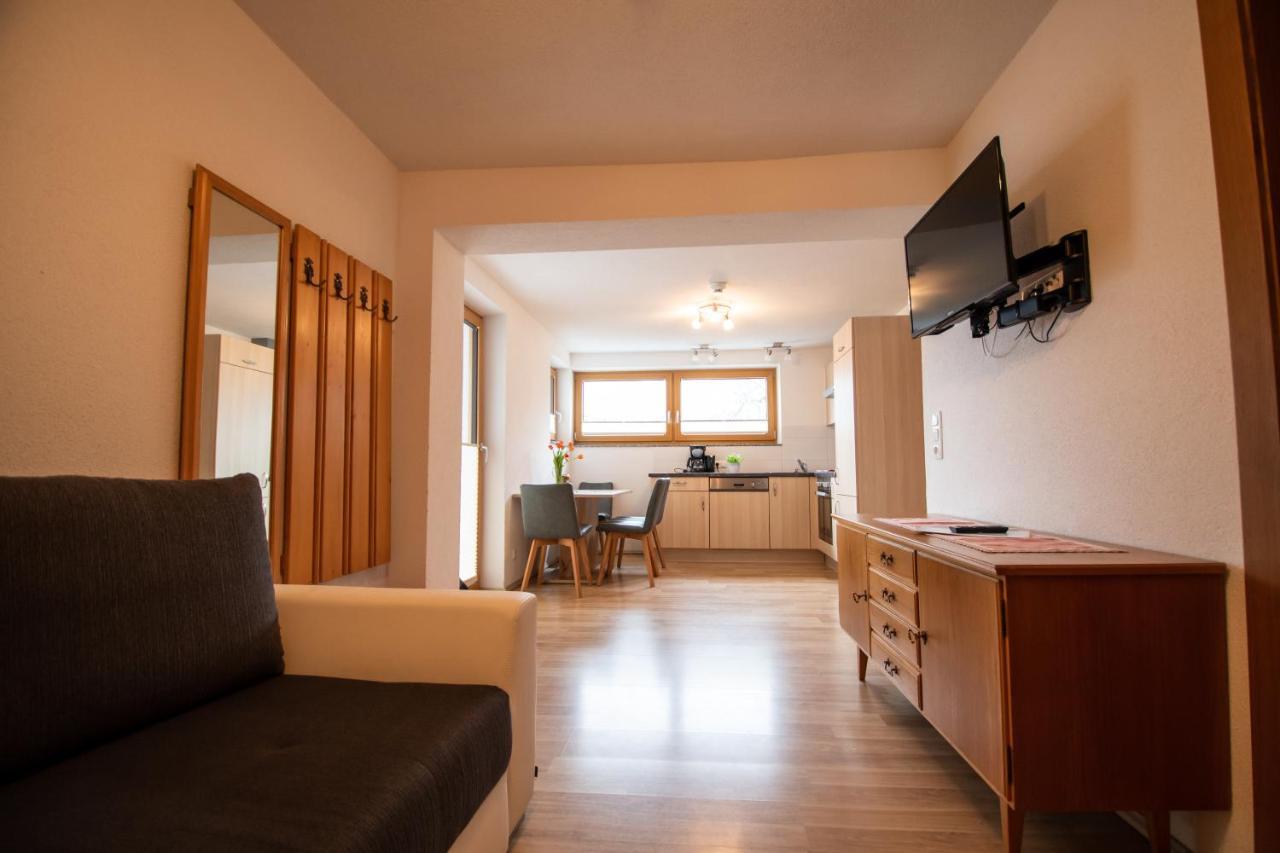 Haus Raggl Daire Landeck Dış mekan fotoğraf